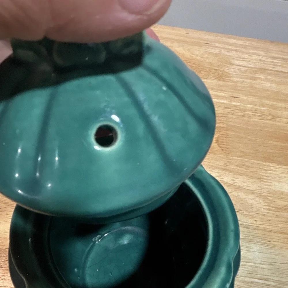 Shawnee Pottery Rosette Green Glossy Ceramic Teapot w/ Lid Included Handles